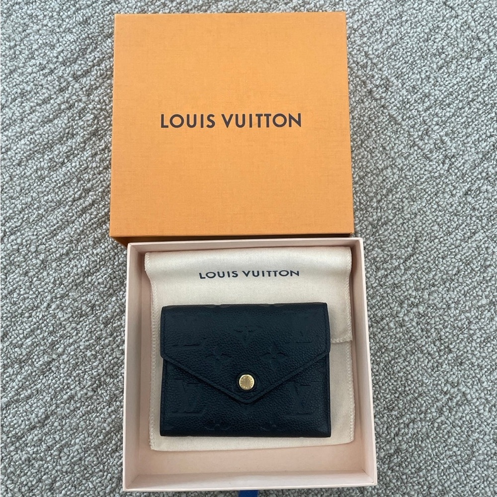 Louis Vuitton Victorine Wallet Black